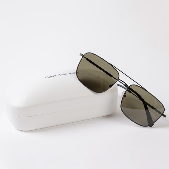 Imagen de Gafa de sol Calvin Klein CKJ 20112S-001 calibre 59-18
